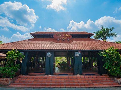 Nhà Hàng Trung Lương